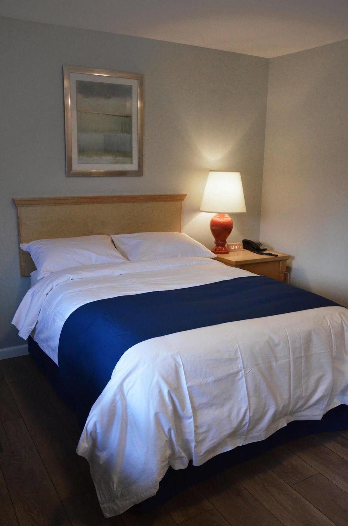 Knights Inn Merritt Ngoại thất bức ảnh